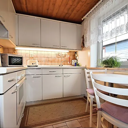 アパート Quiet Couples Apartment, Cleaning Included *