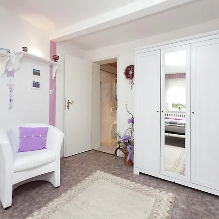 Quiet Couples Apartment, Cleaning Included アパート *