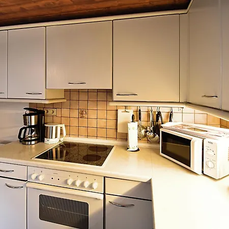 Quiet Couples Apartment, Cleaning Included Deesbach